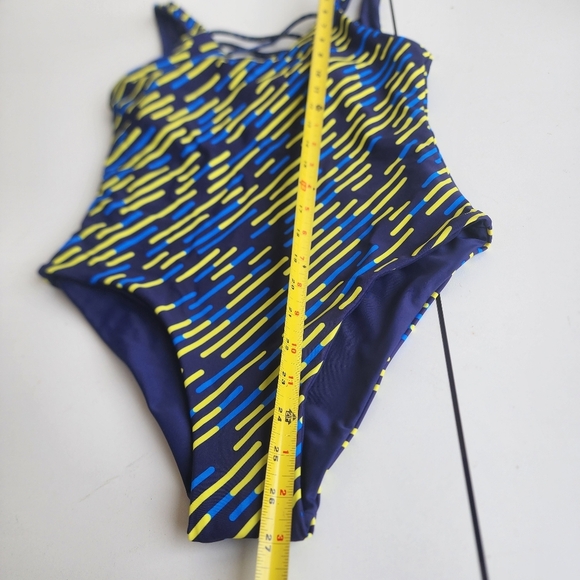 NWOT One Piece Swimsuit Navy Yellow Geo Scoop Neck Strappy Straps Lined Cups M - Picture 12 of 15